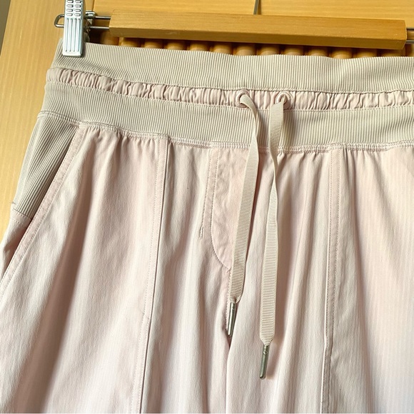 Lululemon Dance Studio Crop 25" Misty Pink - Picture 4 of 11